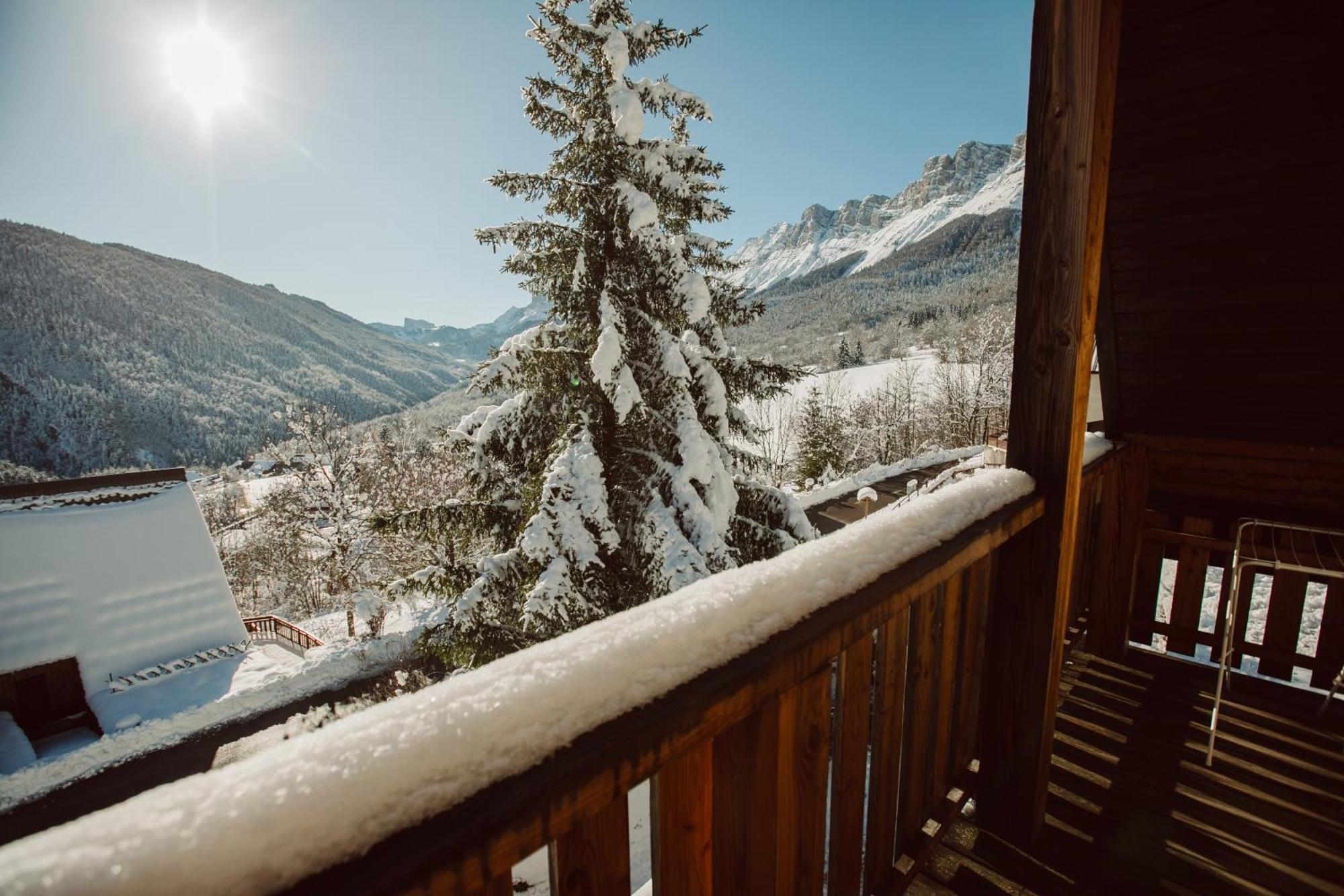 Eterpa Les Chalets De Pre Clos En Vercors Saint-Andéol Exteriér fotografie