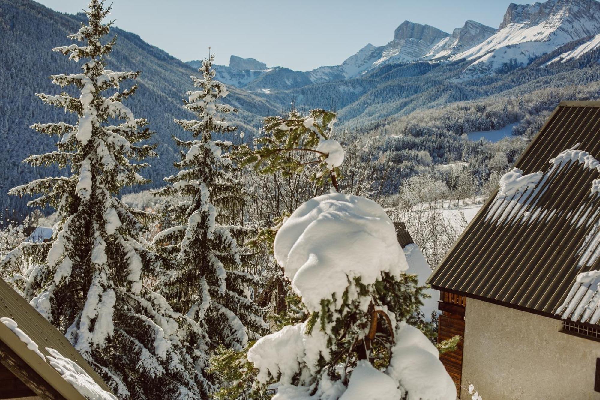 Eterpa Les Chalets De Pre Clos En Vercors Saint-Andéol Exteriér fotografie