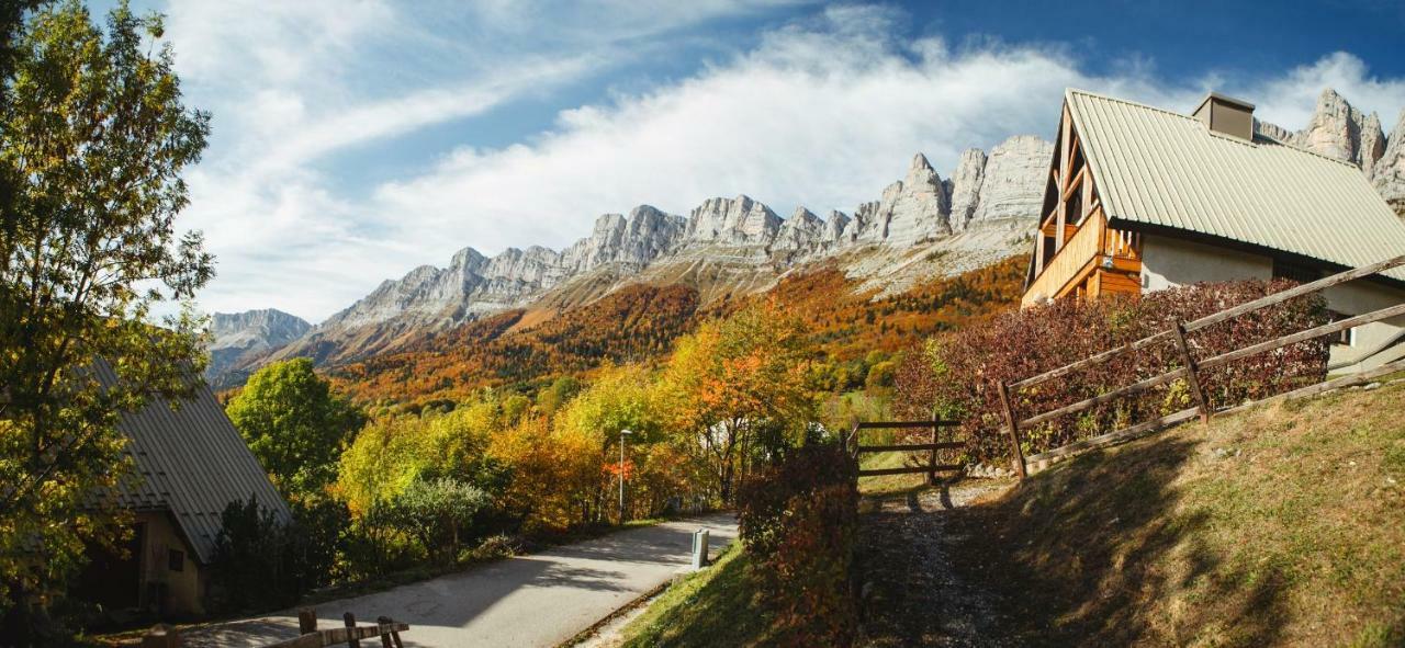 Eterpa Les Chalets De Pre Clos En Vercors Saint-Andéol Exteriér fotografie